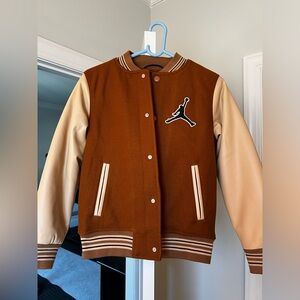 Youth Nike bomber jacket. Youth Large.